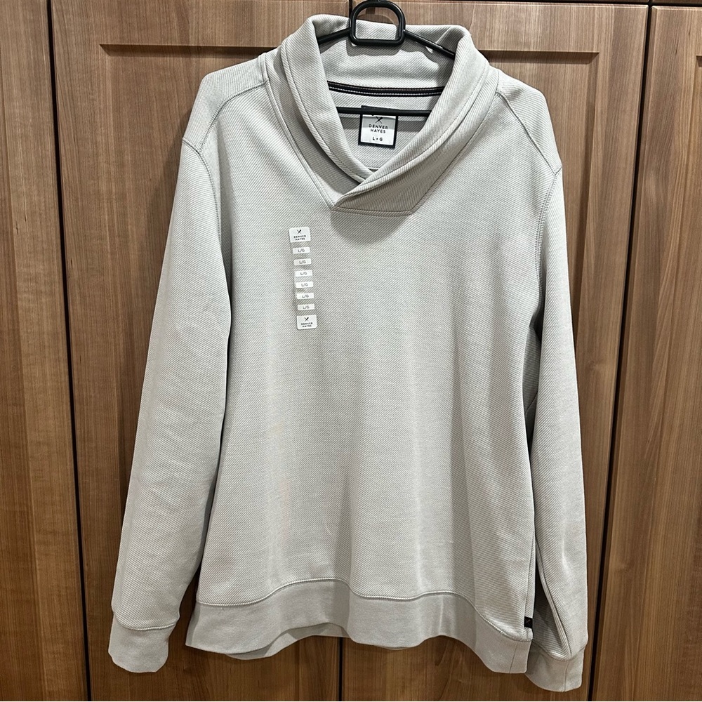 NWT: Denver Hayes sweater | large